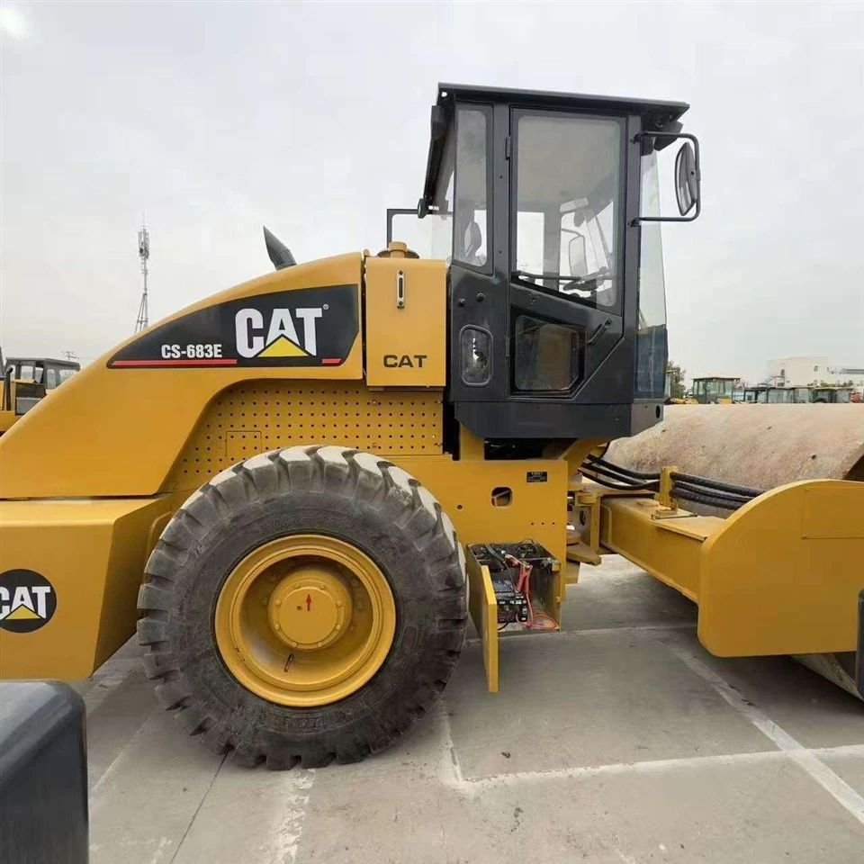 Used CAT CS-683E Road Roller